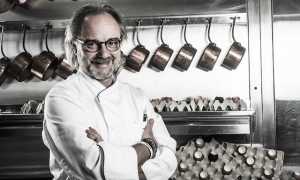 Marco Sacco Portrait in cucina smile llr