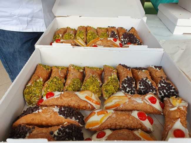 cannoli due