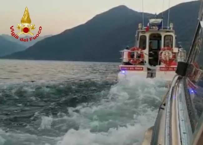 vdf barca rimorchiata