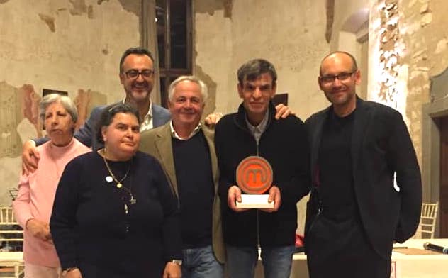 60035355 2297898897165029 3289581396934262784 n