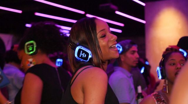 Silent Party con cuffiette 800x445