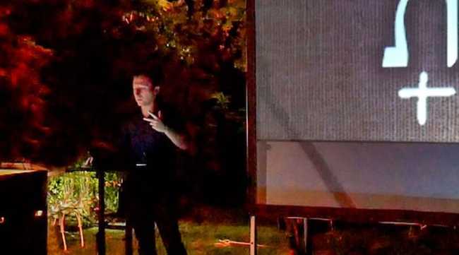 Tavola da disegno 3 b