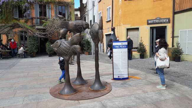 Verbania piazza Castello centro storico