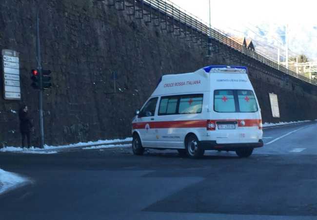 ambulanza stresa incidente