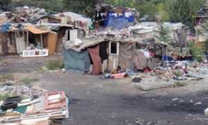 campo nomadi generico