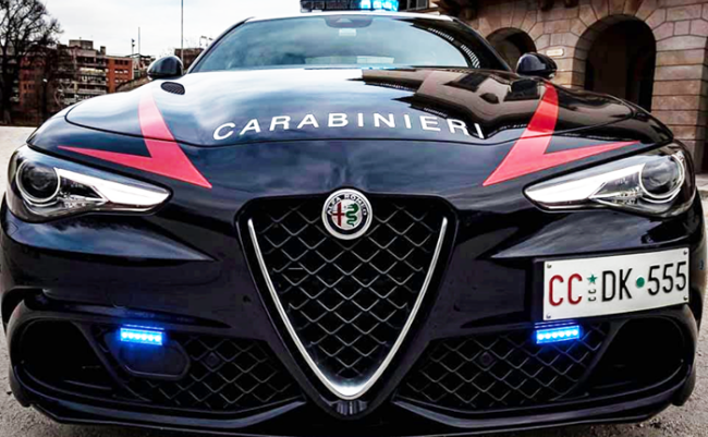 cc 2020 frontale auto giorno