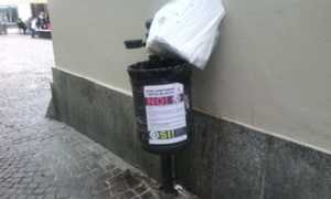 cestino rifiuti ago 15