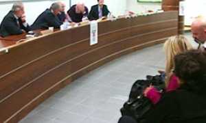 corta chiamparino tecnoparco tavolo