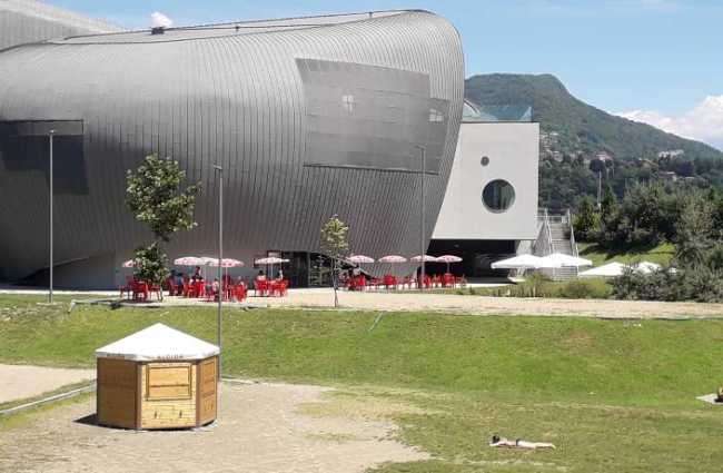 maggiore spiaggia bar