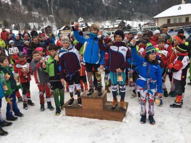 podio cuccioli macugnaga 2017