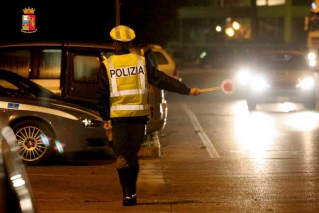 polstrada controlli notte