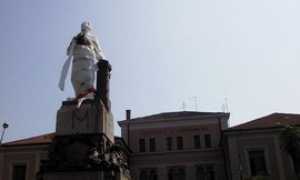 statua cobianchi vecchia