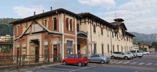 stazione stresa