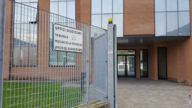 tribunale esterno 16 1