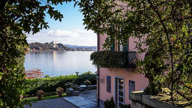 villa mondadori meina