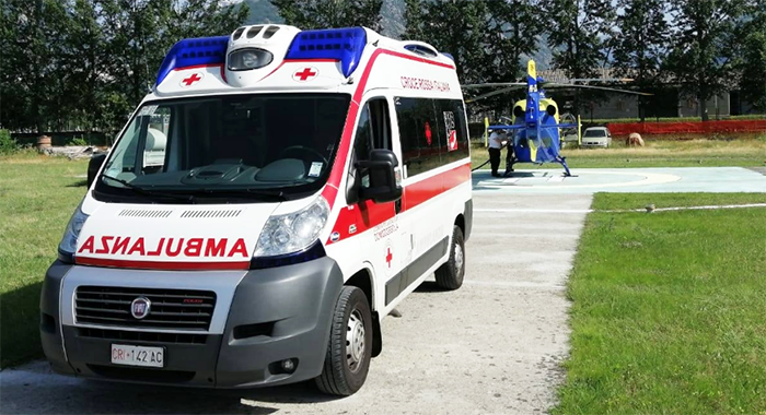 Trarego: colpito dall'albero che sta tagliando. Grave un uomo