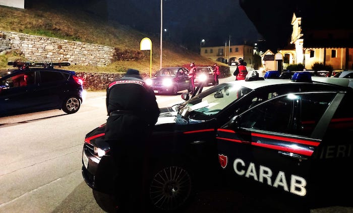 Arrestato il 22enne che ha accoltellato con diversi colpi il sedicenne
