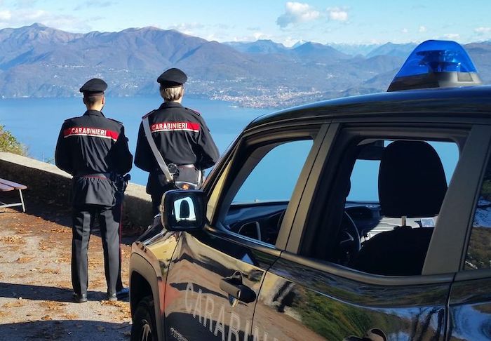 Non si ferma all’alt e rifiuta il drug-test: denunciato