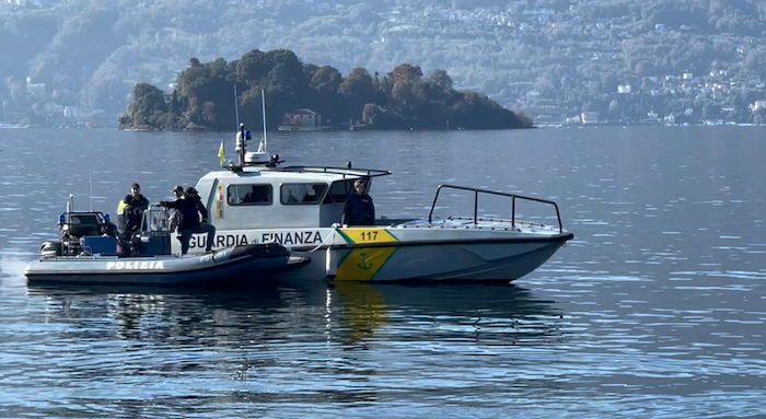 Partiti i pattugliamenti congiunti transfrontalieri sul lago Maggiore