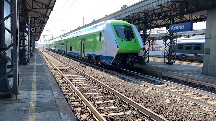 Linea Milano-Domodossola, stop treni fino al 13/9: disagi per studenti e pendolari