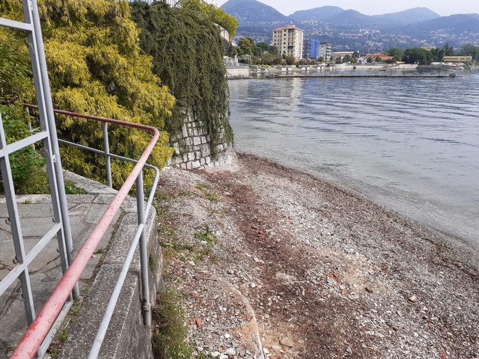 Riprende la pulizia delle spiagge