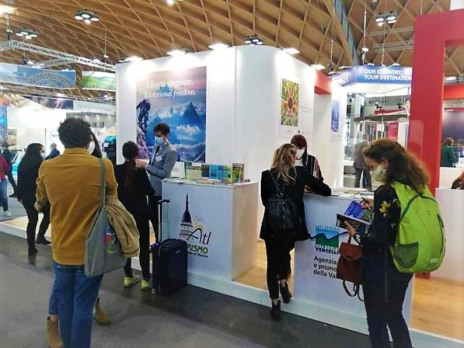 Il Distretto dei laghi pensa già al futuro e promuove il turismo 2021