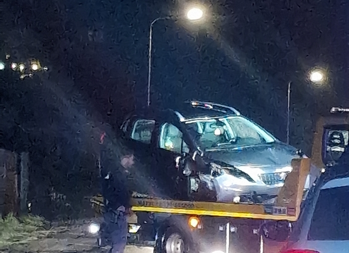 Ubriaco al volante finisce fuori strada: denunciato