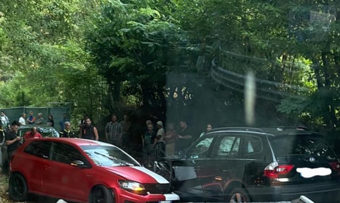 Frontale tra due auto in Val Cannobina: nessun ferito
