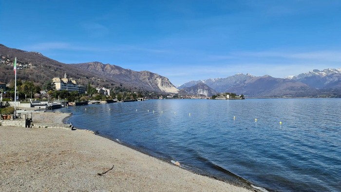 Due anni fa la denuncia dello stupro di gruppo in spiaggia: indagine ferma