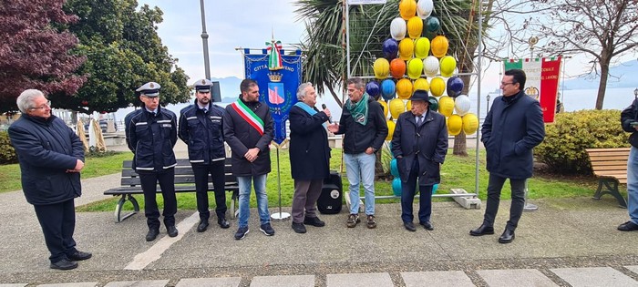 A Baveno l'albero della sicurezza sensibilizza contro gli infortuni sul lavoro