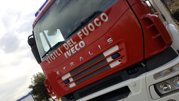 Un cadavere rinvenuto sotto il ponte, ipotesi di suicidio