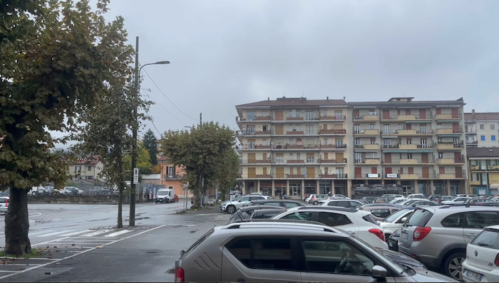Autosilo di piazza Fratelli Bandiera, il Comune incarica un legale per mediare