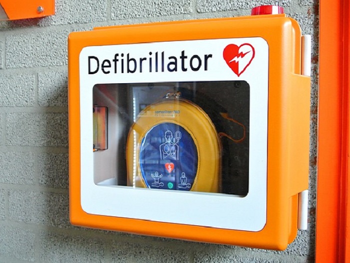 Defibrillatori on-line, la Regione obbliga enti e società alla mappatura