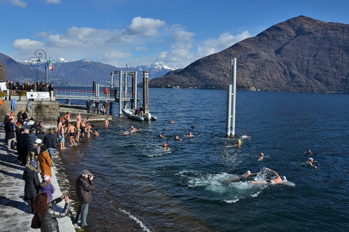 Cannobio, domani il cimento con il 14° “Tuffo nel lago”