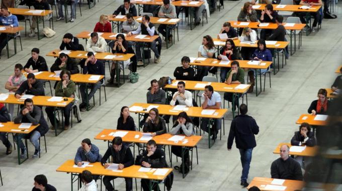 In 131 per un posto di funzionario part-time all’ufficio anagrafe