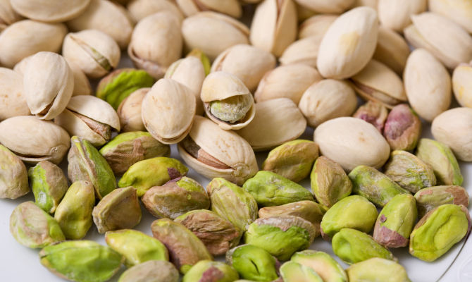Truffa agroalimentare dalla Sicilia al Piemonte: il finto pistacchio Dop finisce a Verbania 