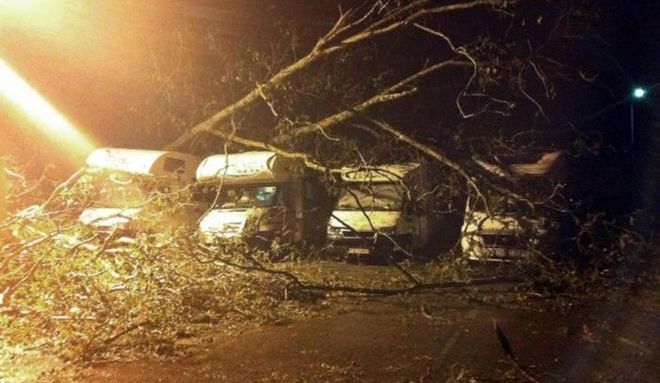 I camperisti danneggiati dal tornado perdono la causa e devono pagare il Comune