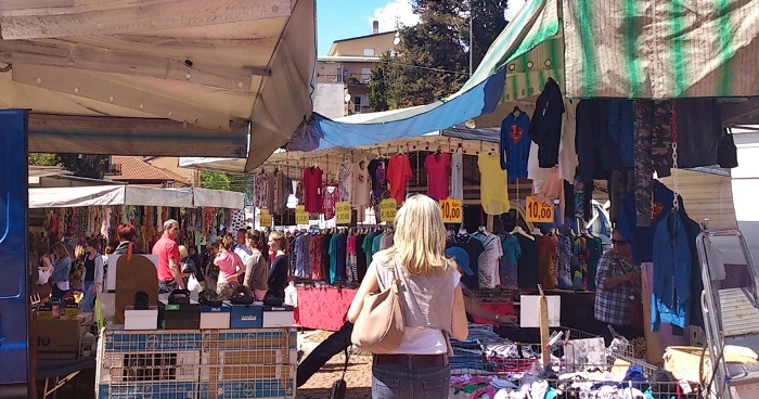 “Sinistra unita” contro la sosta selvaggia nel sabato chiede un vigila per il mercato