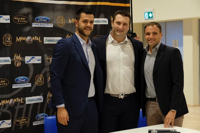 Il campione olimpico Cammarelle si racconta e esalta i valori della boxe (foto) 