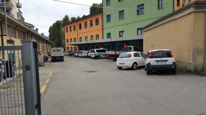 Furto con scasso dai vigili: rubato un furgone del Comune