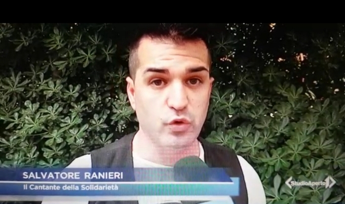“Ricomincio da 20”, musica e solidarietà di Salvatore Ranieri al tg di Studio Aperto