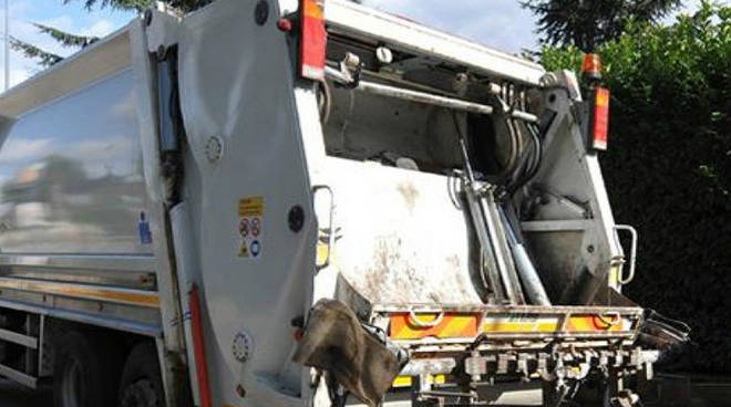 Rifiuti, si tratta sul contratto agli ex dipendenti Risorse: sospeso lo stato di agitazione
